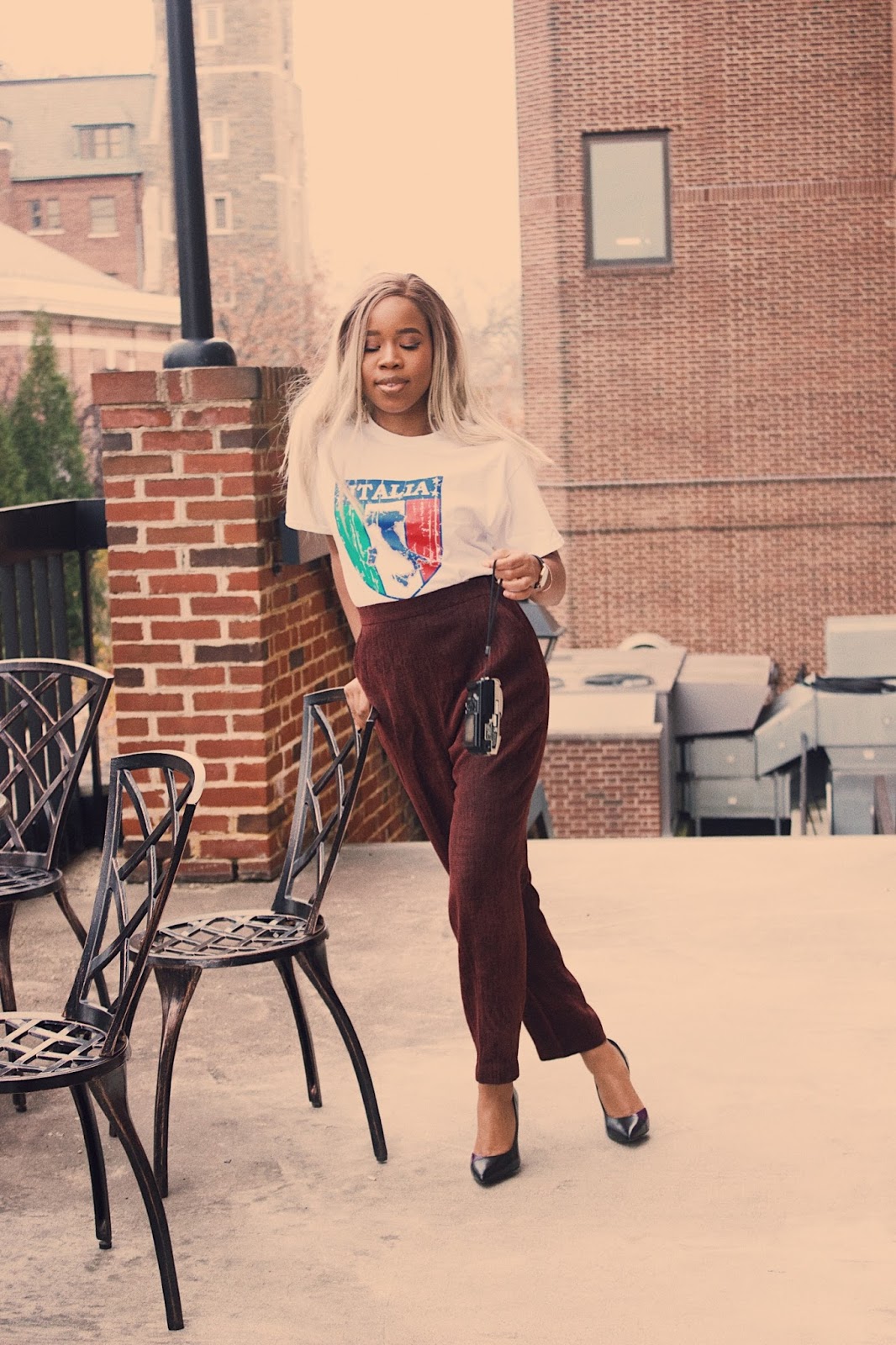 HOW TO STYLE YOUR BURGUNDY PANT